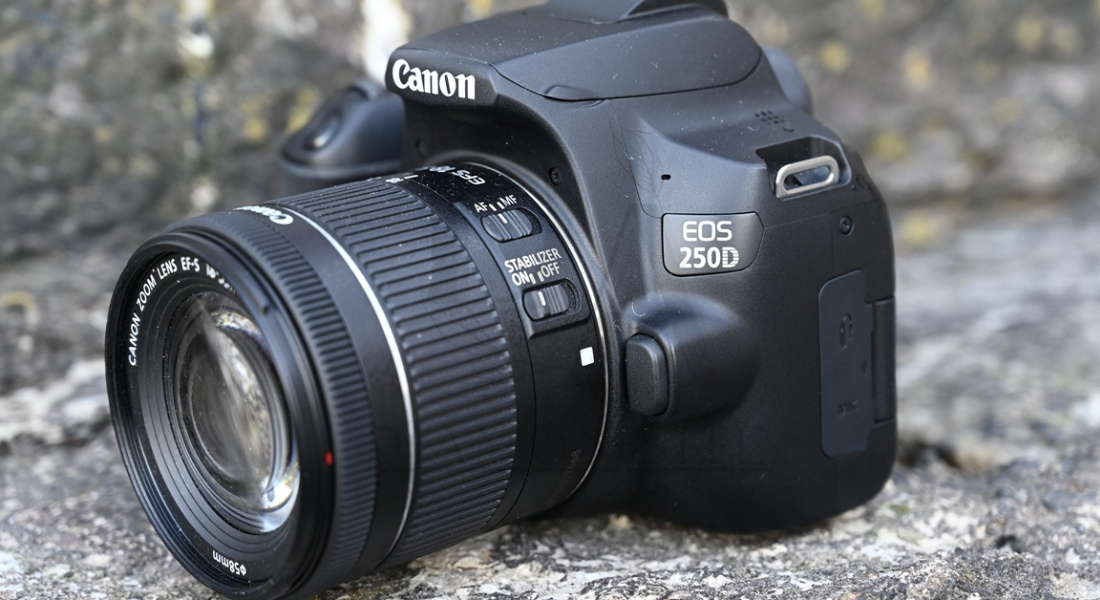 Canon EOS 250d